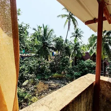 The Maroon Beach House-2