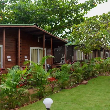 Arambol Lake Resort-2