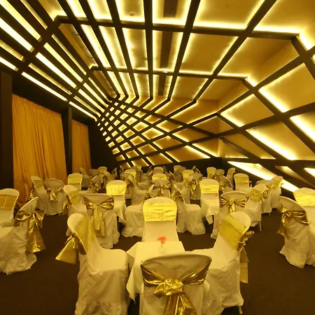 The Golden Crown-3