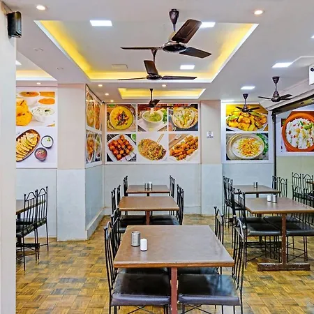 Oyo Baga Shine Near Baga Beach-3