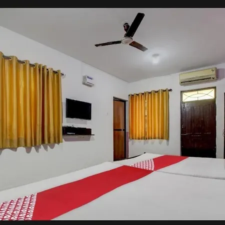 New Galaxy Guest House-3
