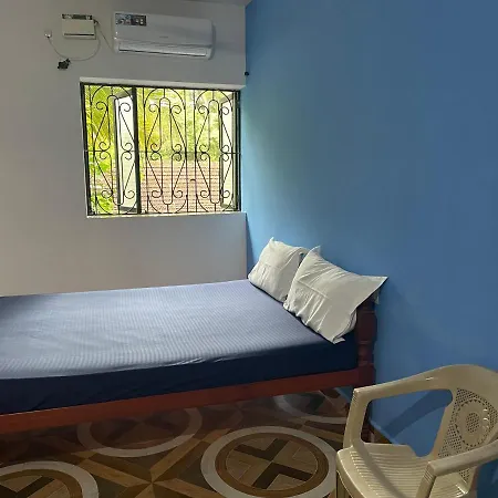 Blues House Calangute-3