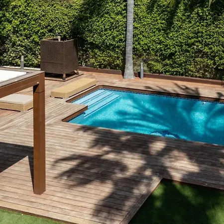 Komarok Holiday Homes-3