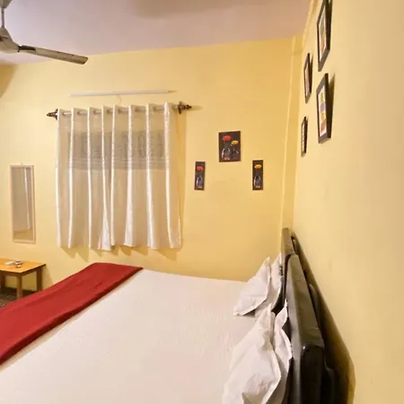 E&E Guest House-3