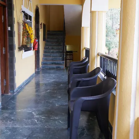 Vitusia Calangute Rooms Near Beach-3