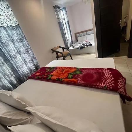 Bluenest Guest House-2