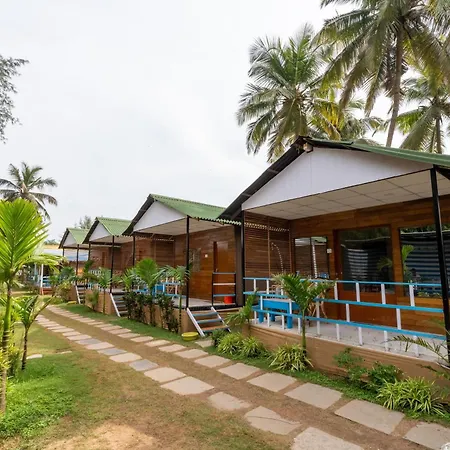 The Tito'S Blue Sky Beach Resort-3