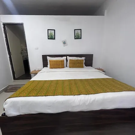 Hotel Baga Place-3