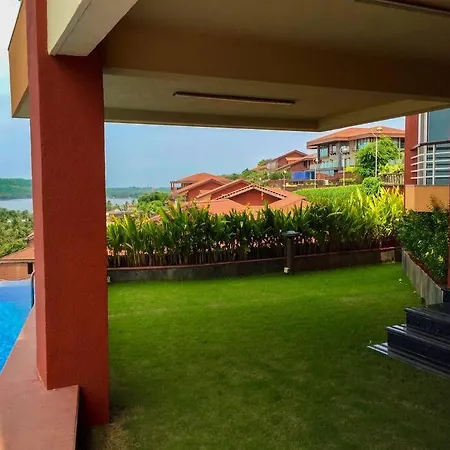 Dolphin Heights 5Bhk Sea View Pool Villa Candolim-3