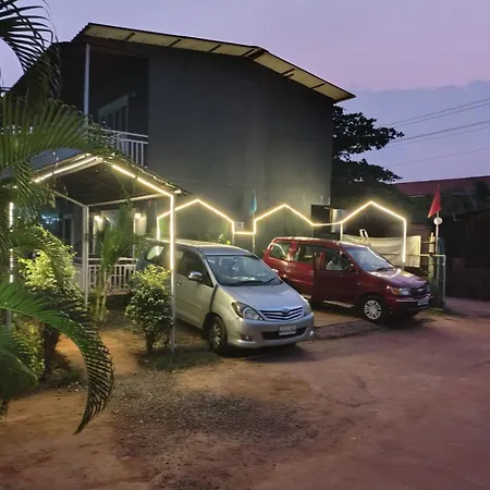 Sea Shell Beach Cottages & Suites-3