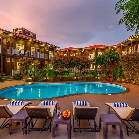 Aurum Resorts Morjim, 500 Meters From Beach-2