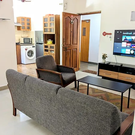 Casa Stay Candolim Holiday Apartments With Pool-Free Parking-Wifi-Powerback Up-2