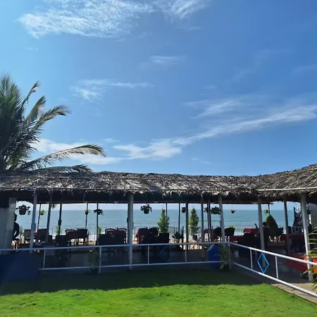 Happy Shack Beach And Wooden Huts-3