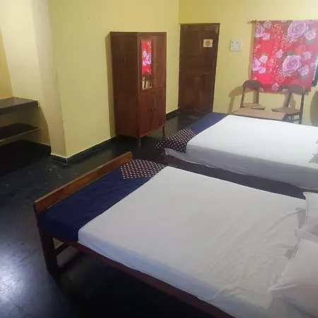 Radhabai Hotel-2