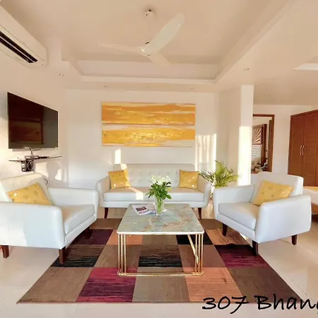 Beach Paradise Miramar Goa-3