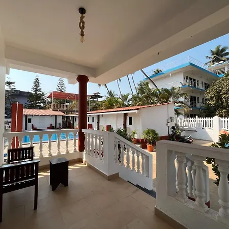 La Paulo'S Back To Basic Beach Resort-2