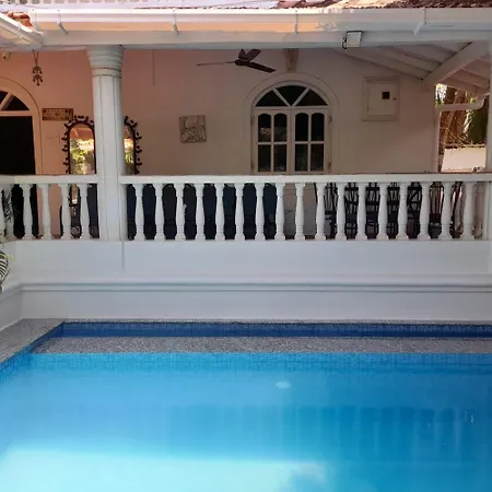 Villa Baywalk Goa - 200 Meters From Morjim Beach-2