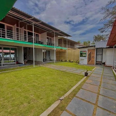 Omkar Beach Bungalow-3