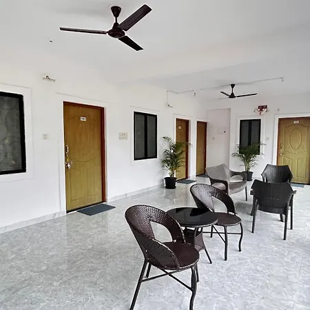 Jackson'S Beach House Calangute-3