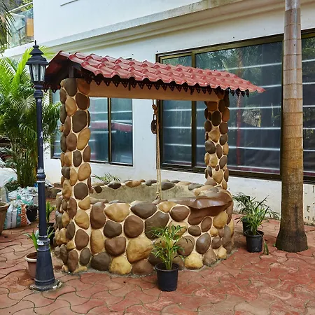 Sunkissed Plaza-3