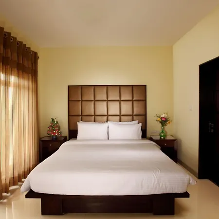 The Golden Suites & Spa, Calangute, 5 Mins Odd Drive To The Beach-3