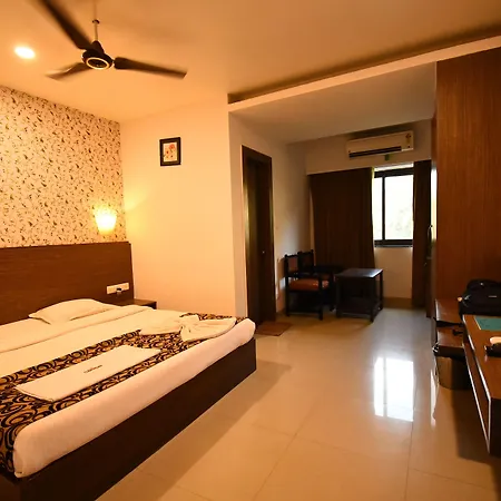 Hotel Campal-2