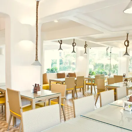 Bloom Hotel - Calangute-3