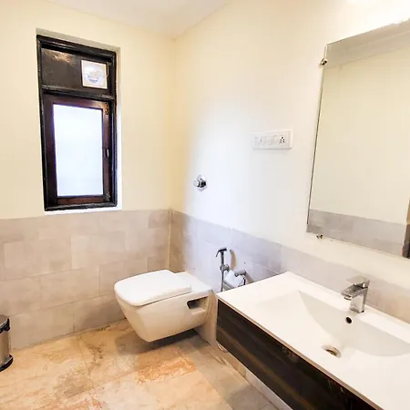 Stone Wood Riverfront Resort, Siolim-3