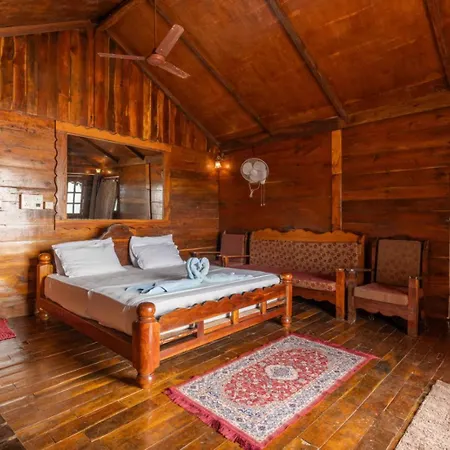 Blue Lagoon Resort Goa-3