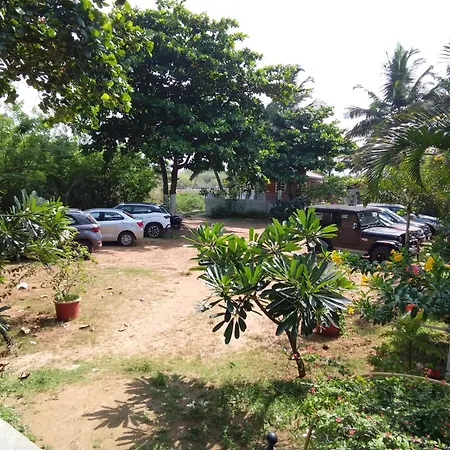 Anthy'S Guesthouse And Restaurant-2