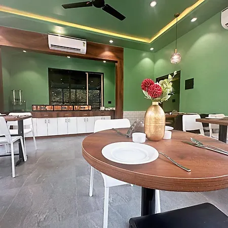 Asar Hotel Varanasi-2