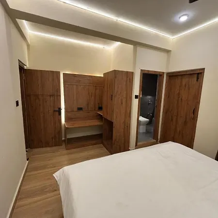 Aariv Inn Baga Beach-2
