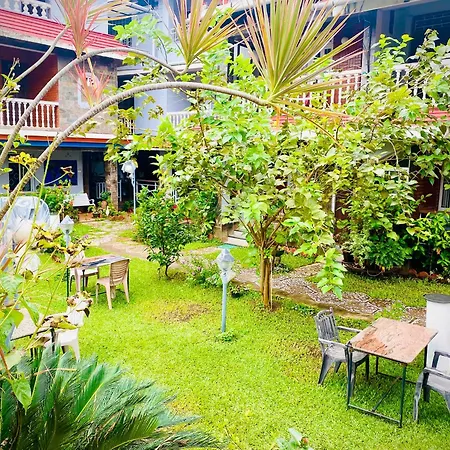 Peravel Beach Holiday Home-2