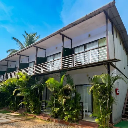 Yogitree Beach Resort & Cafe - 100M From Morjim Beach-3