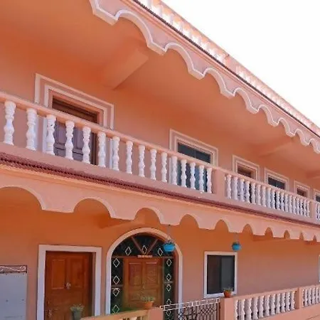 Hotel O Chavan Guest Homes-3