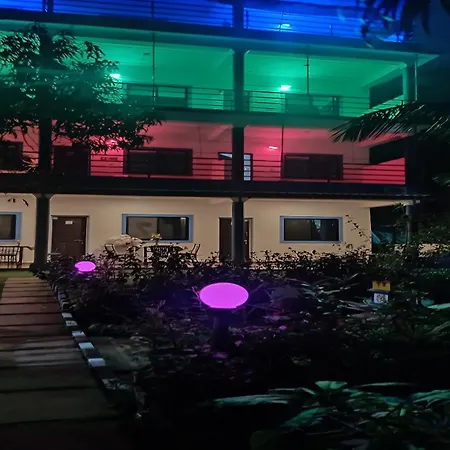 Oyo Golden Hub Resort Morjim Goa-2
