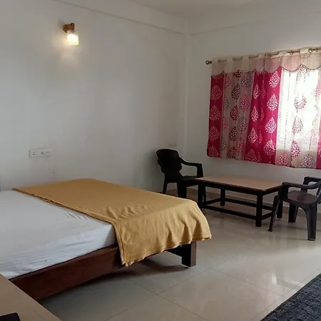 Oyo Golden Hub Resort Morjim Goa-3