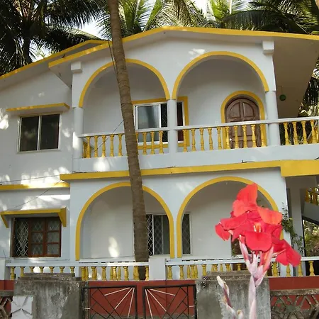 Joe And Marietta'S Guesthouse-3