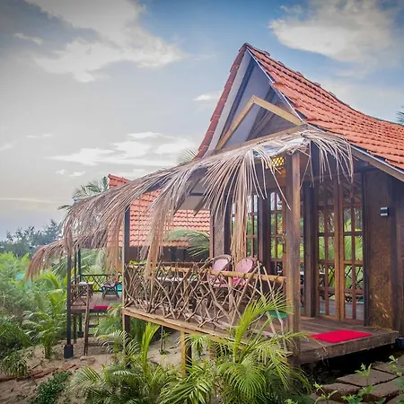 Little India Beach Cottages-3