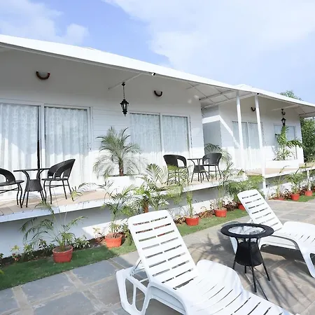 Treebo Pebble Shore Resort-2