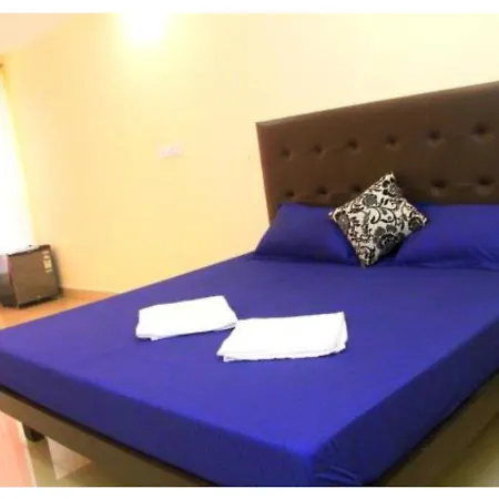 Deluxe Room Near Calangute Mall-3