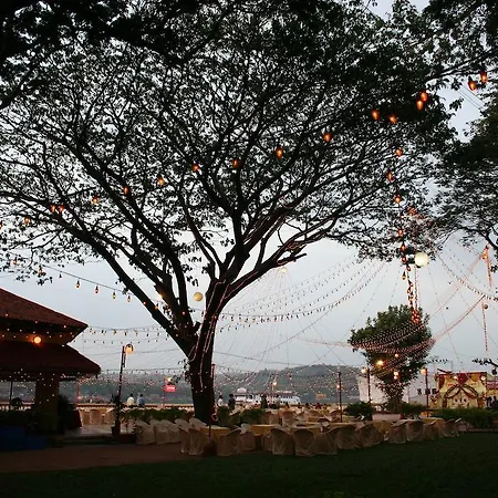 Hotel Mandovi-3
