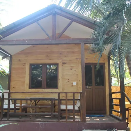 Sea Bird Beach Cafe & Cottages-2