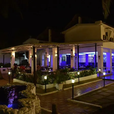 Hotel Lucky Star-3