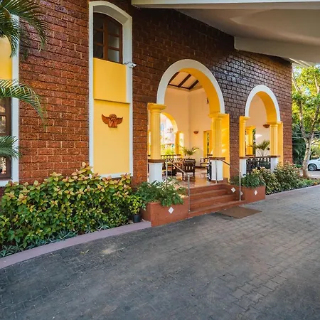 Coconut Grove Beach Resort-3