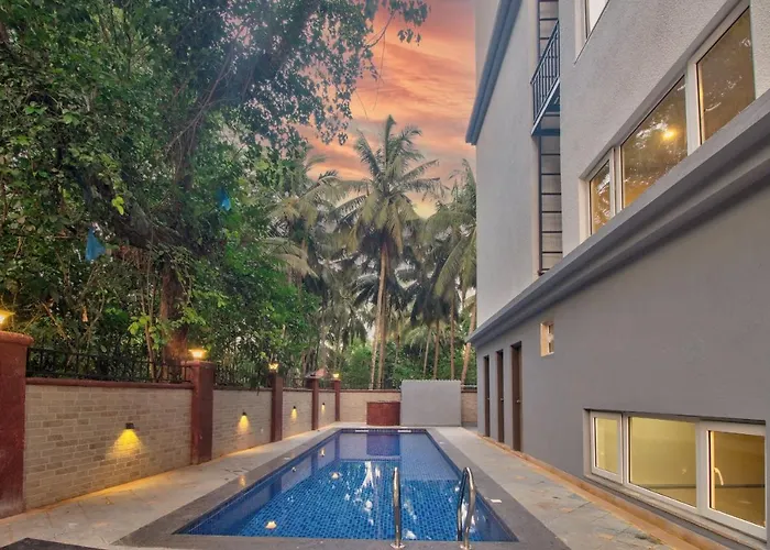Twin Fountains By Baywatch Express Hotel Calangute