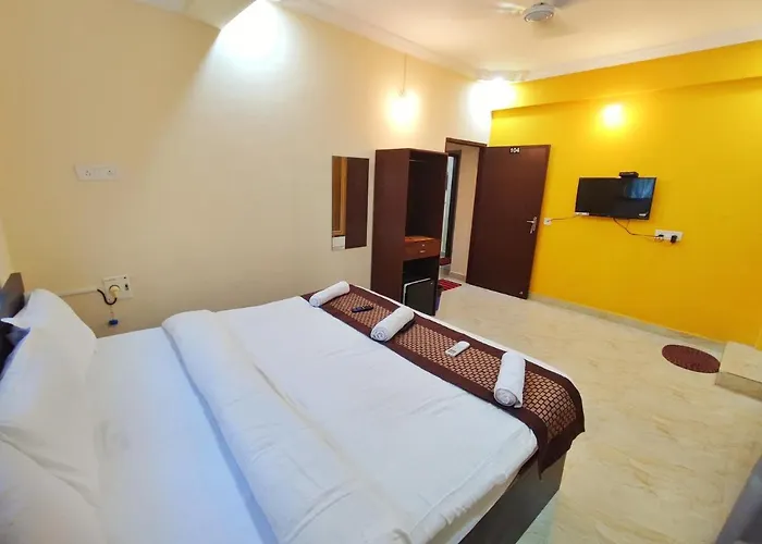 Hotel Candolim Aloft With a Casino
