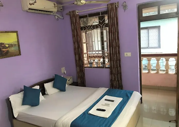Sarah'S Guest House - Calangute - Goa With a Casino