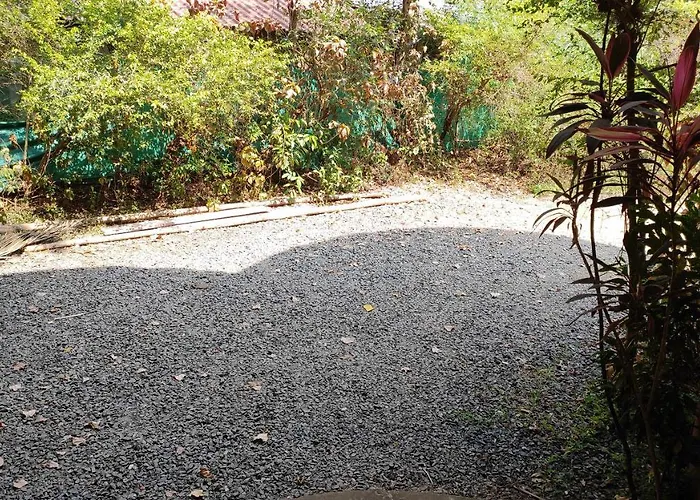 Pet friendly Lawrence House Villa Morjim