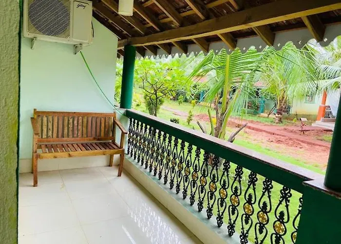 Golden Pearl Guest House Baga